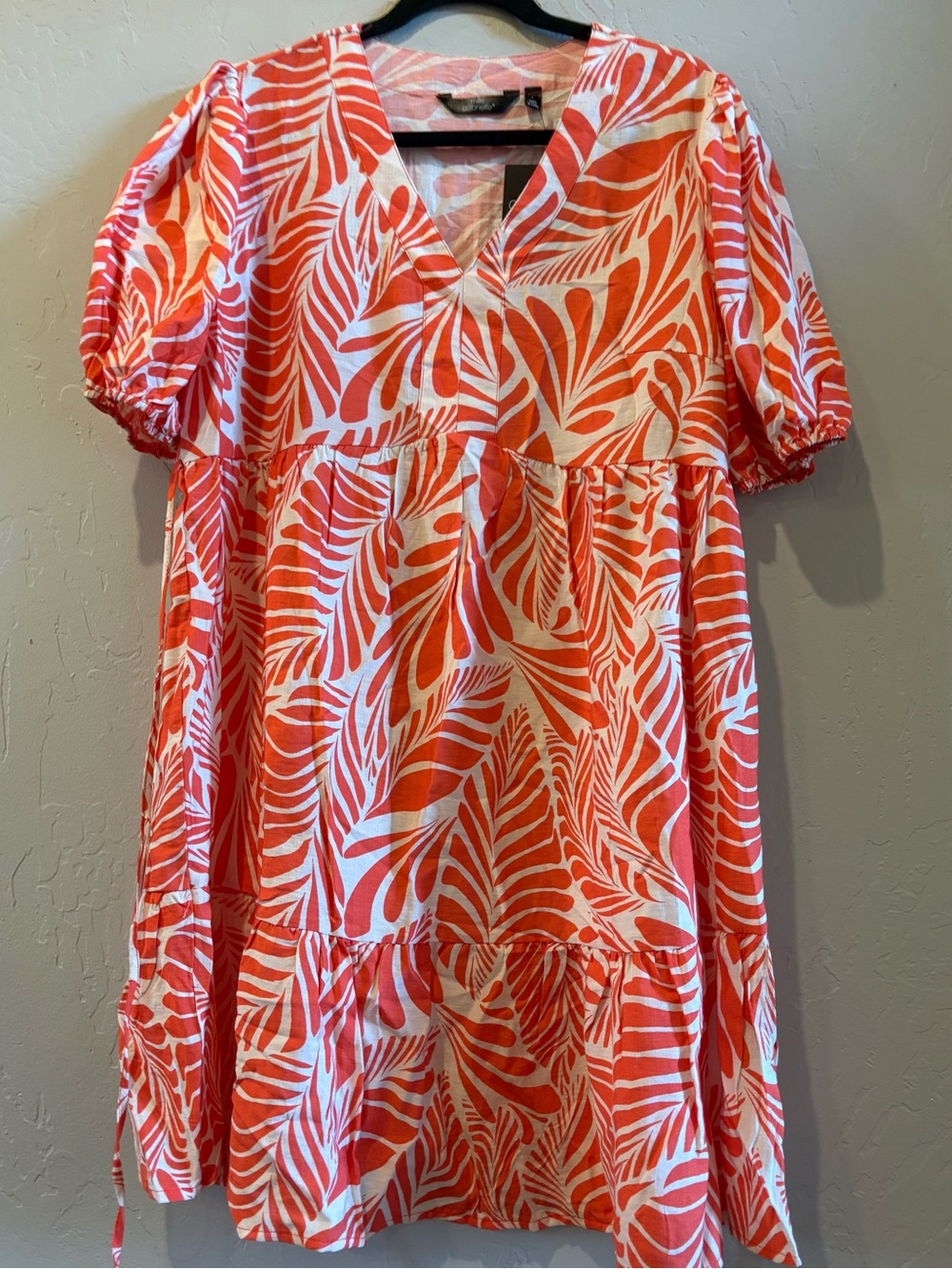 Mlle Gabrielle Coral and White Tropical V-Neck Tunic